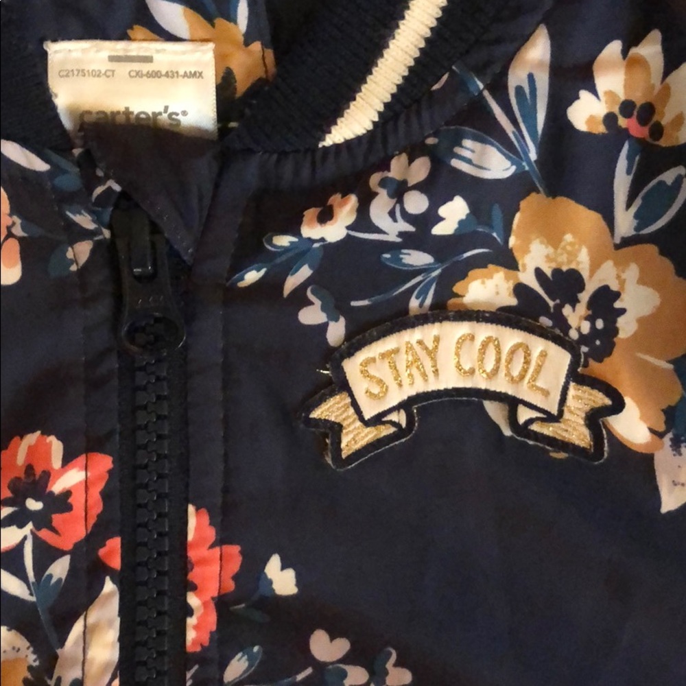 Adorable floral bomber jacket for baby! - Picture 5 of 6